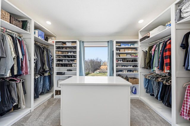 7134 N Tichigan ROAD, Waterford, WI 53185