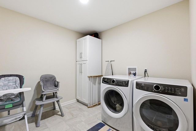 7134 N Tichigan ROAD, Waterford, WI 53185