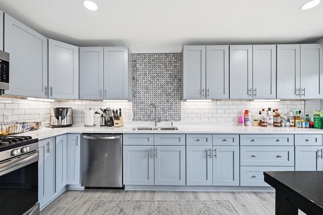 7134 N Tichigan ROAD, Waterford, WI 53185