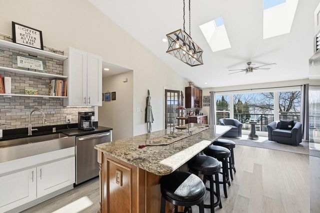 7134 N Tichigan ROAD, Waterford, WI 53185