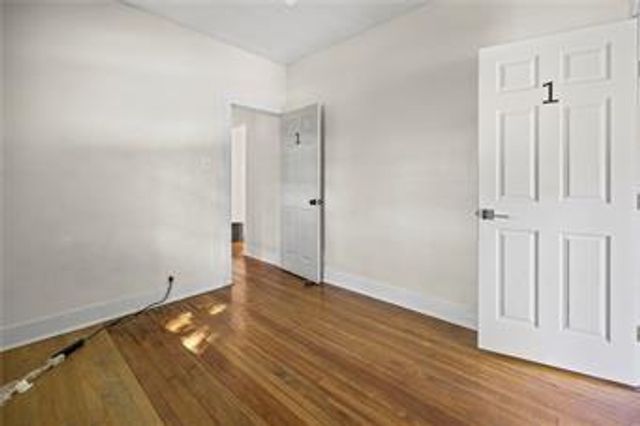 4900 E 23rd Street, Kansas City, MO 64127