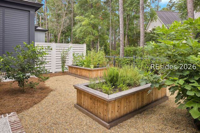 24 Butterweed Road, Bluffton, SC 29910