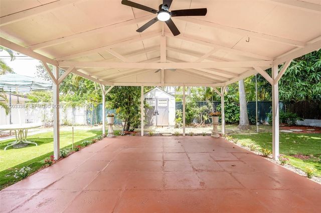 1879 SW 16th St, Miami, FL 33145