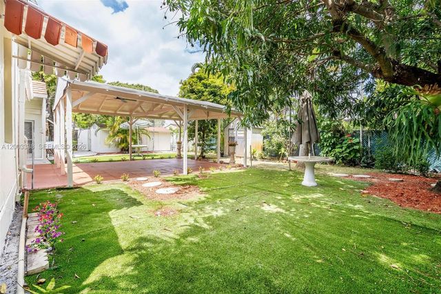 1879 SW 16th St, Miami, FL 33145