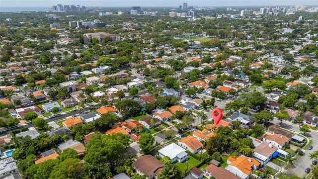 1879 SW 16th St, Miami, FL 33145