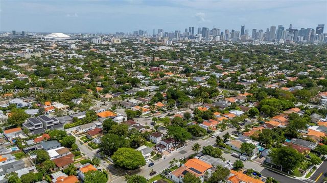 1879 SW 16th St, Miami, FL 33145