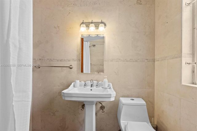 1879 SW 16th St, Miami, FL 33145