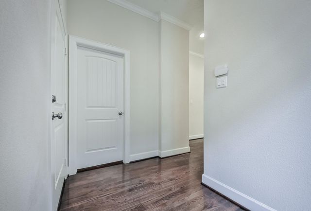 5337 Kansas Street D, Houston, TX 77007