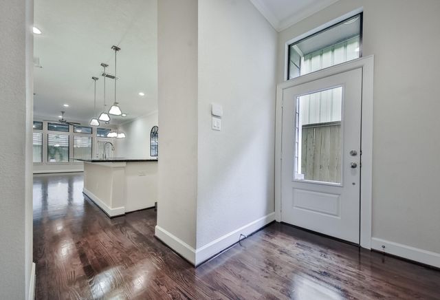 5337 Kansas Street D, Houston, TX 77007