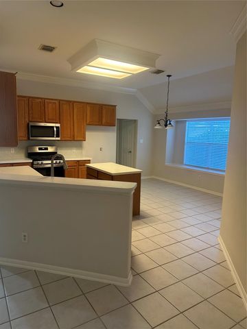 15915 Clear Pointe Dr Drive, Cypress, TX 77429