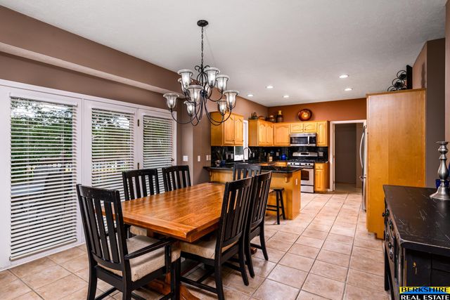 5127 N 137 Avenue, Omaha, NE 68164