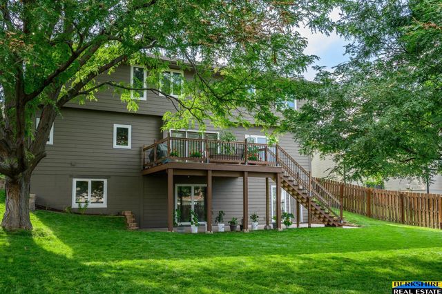 5127 N 137 Avenue, Omaha, NE 68164