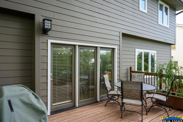 5127 N 137 Avenue, Omaha, NE 68164