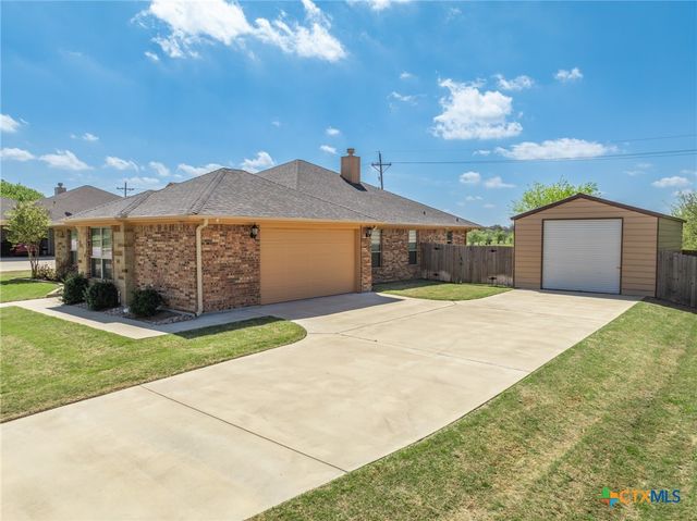 109 Northern Avenue, Gatesville, TX 76528