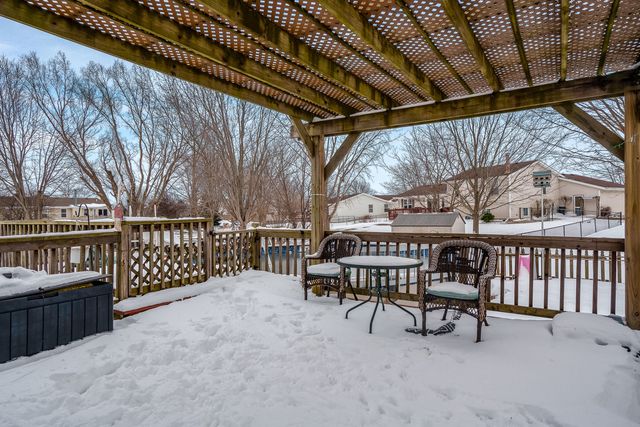 136 Harvest Glenn Drive, Davis Junction, IL 61020