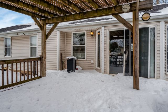 136 Harvest Glenn Drive, Davis Junction, IL 61020