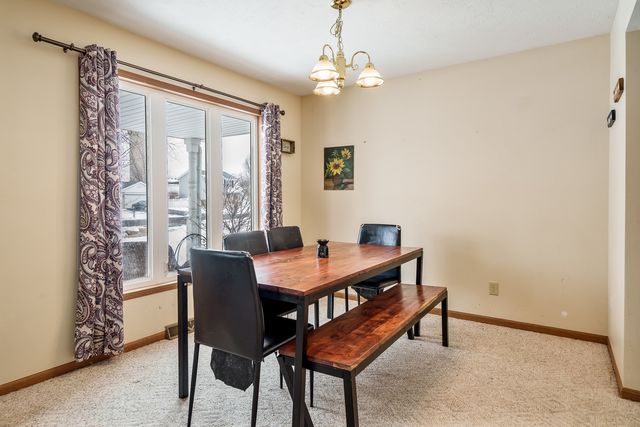 136 Harvest Glenn Drive, Davis Junction, IL 61020