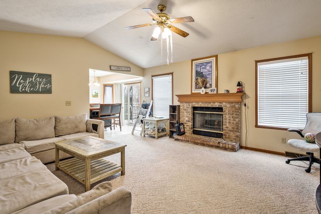 136 Harvest Glenn Drive, Davis Junction, IL 61020