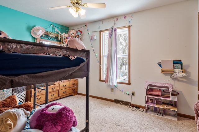 136 Harvest Glenn Drive, Davis Junction, IL 61020