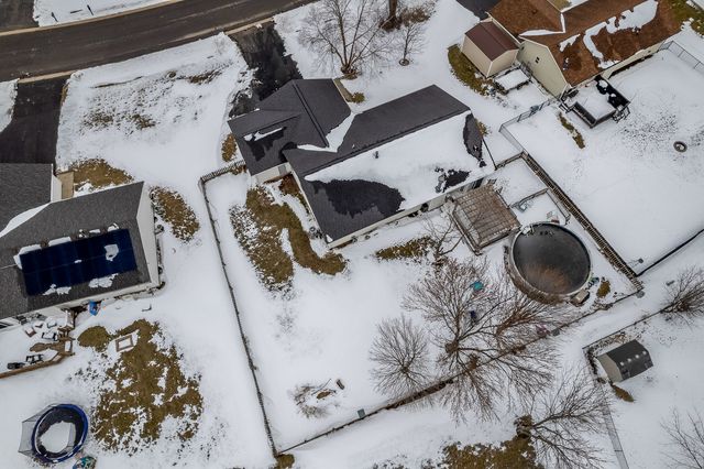 136 Harvest Glenn Drive, Davis Junction, IL 61020