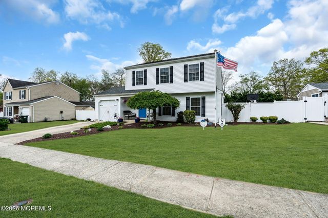 57 Concord Circle, Howell, NJ 07731