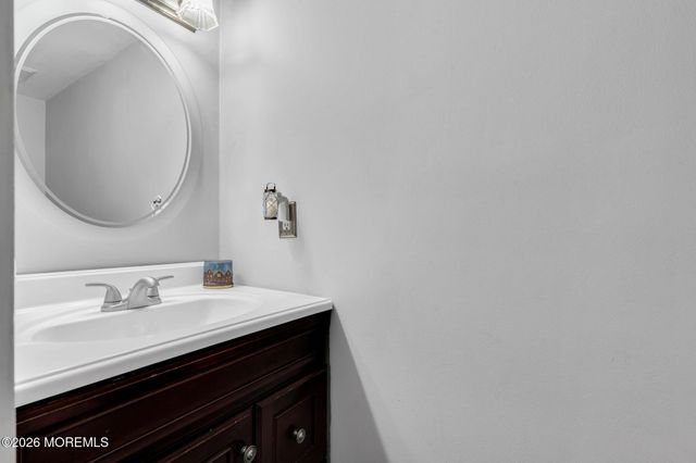 57 Concord Circle, Howell, NJ 07731