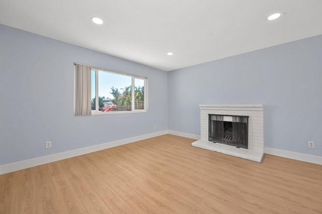 141 Gunnison Ave, Sacramento, CA 95838