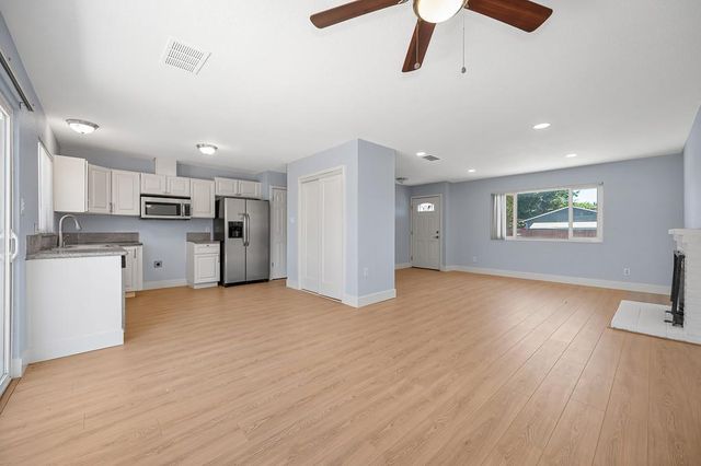 141 Gunnison Ave, Sacramento, CA 95838
