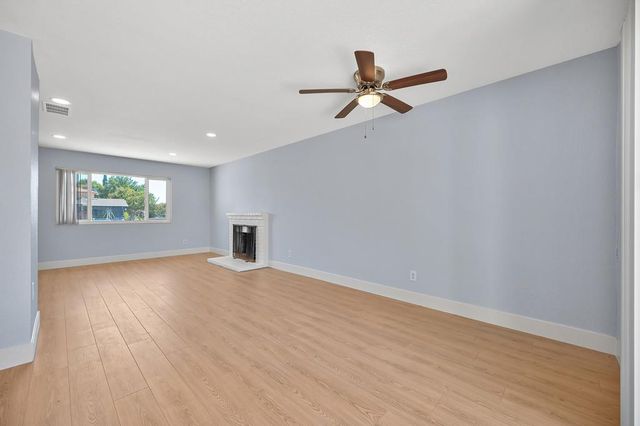 141 Gunnison Ave, Sacramento, CA 95838