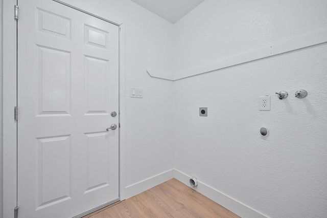 141 Gunnison Ave, Sacramento, CA 95838