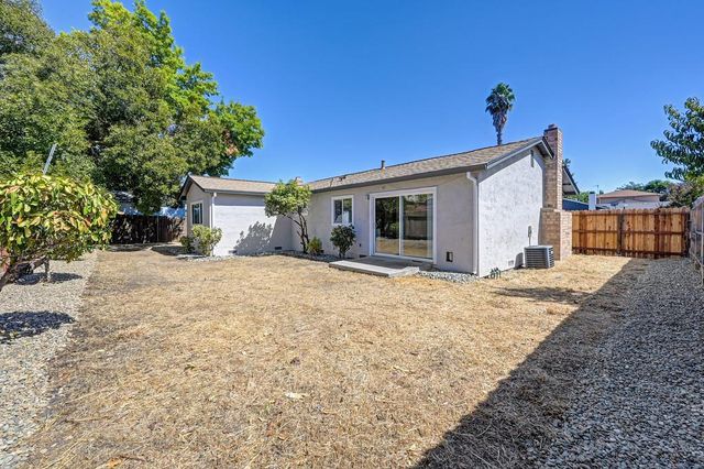 141 Gunnison Ave, Sacramento, CA 95838