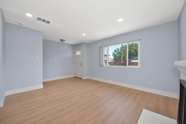 141 Gunnison Ave, Sacramento, CA 95838