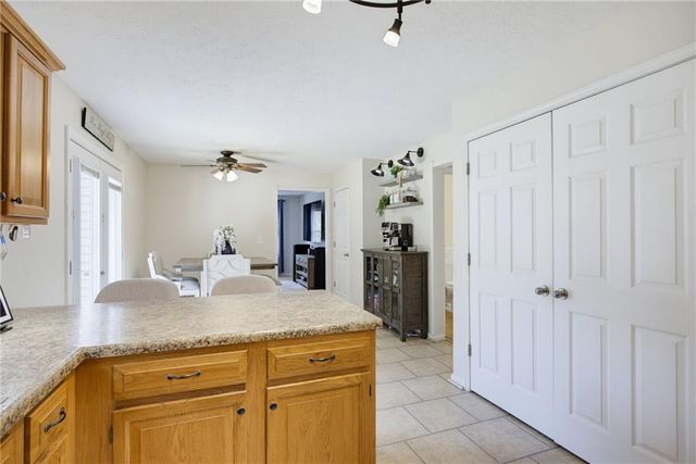 277 Lakeview Lane, Hiram, GA 30141