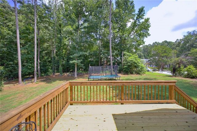 277 Lakeview Lane, Hiram, GA 30141