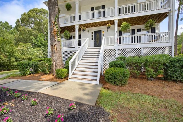 277 Lakeview Lane, Hiram, GA 30141