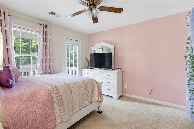 277 Lakeview Lane, Hiram, GA 30141