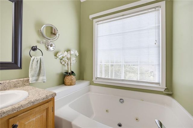 277 Lakeview Lane, Hiram, GA 30141