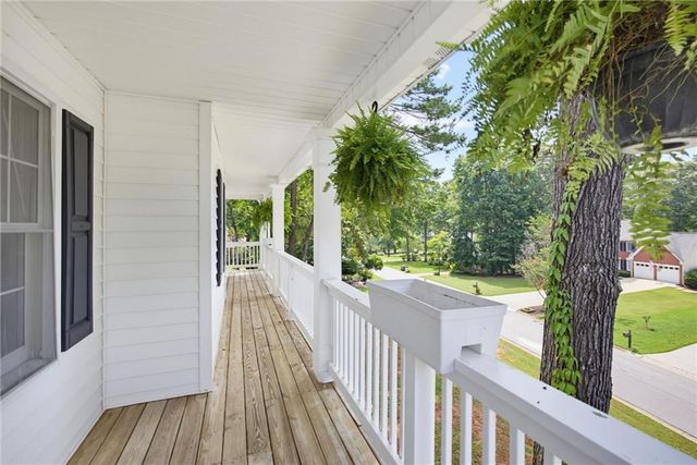 277 Lakeview Lane, Hiram, GA 30141