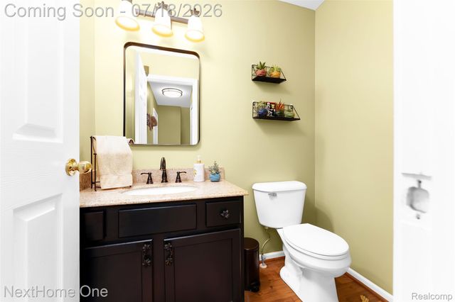 6496 Lake Meadow Drive, Waterford Charter Township, MI 48327