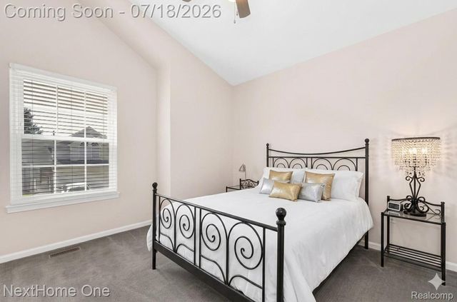 6496 Lake Meadow Drive, Waterford Charter Township, MI 48327