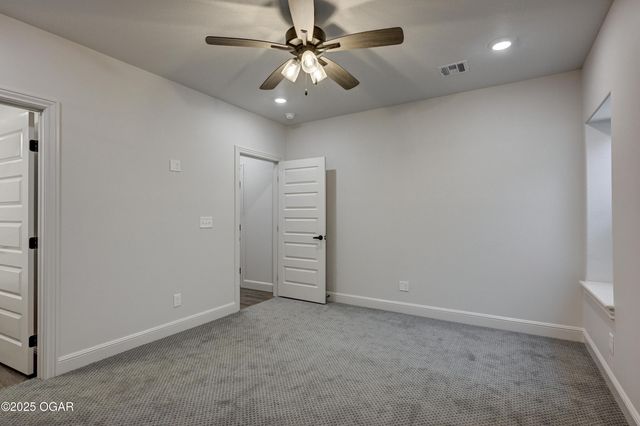 1110 E 42nd Street, Joplin, MO 64804