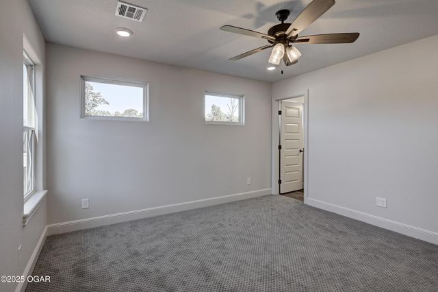 1110 E 42nd Street, Joplin, MO 64804