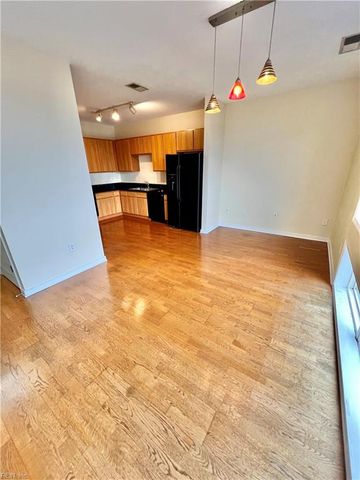 388 Boush St Unit 418, Norfolk, VA 23510