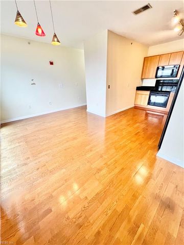 388 Boush St Unit 418, Norfolk, VA 23510