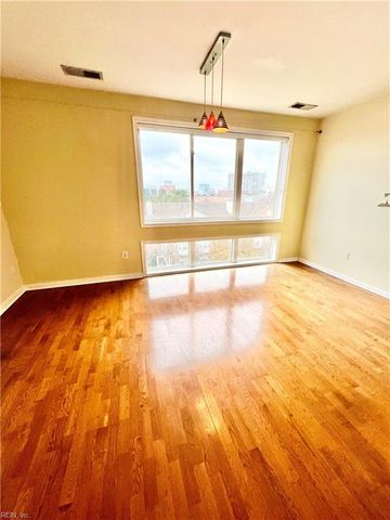 388 Boush St Unit 418, Norfolk, VA 23510