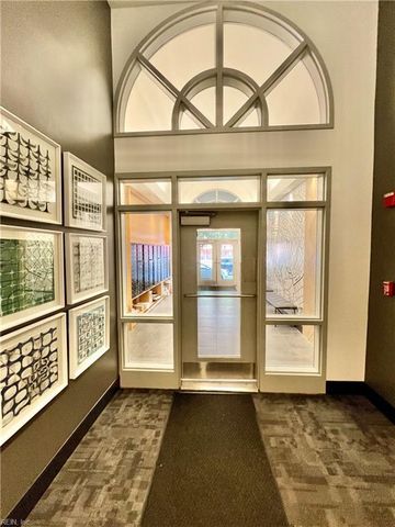 388 Boush St Unit 418, Norfolk, VA 23510