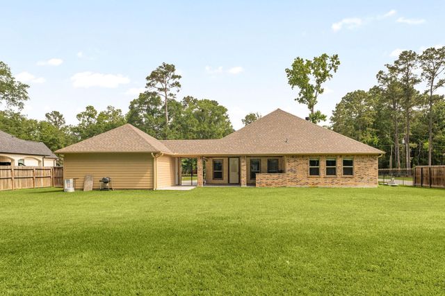 19534 Desna Drive, Porter, TX 77365