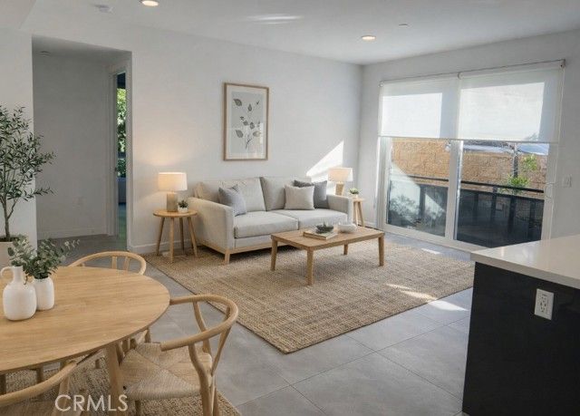 214 westmoreland 6, Los Angeles, CA 90004