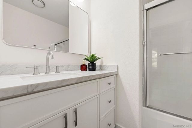 3504 Caminito El Rincon 5, San Diego, CA 92130