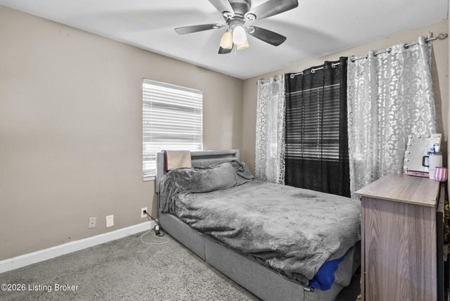 3620 Regatta Way, Louisville, KY 40211
